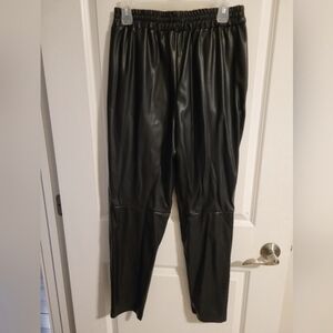 Fabletics NWT Vegan Leather Joggers - Black - Size Medium Tall